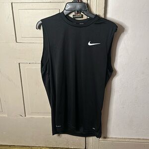 Nike sleeveless shirt